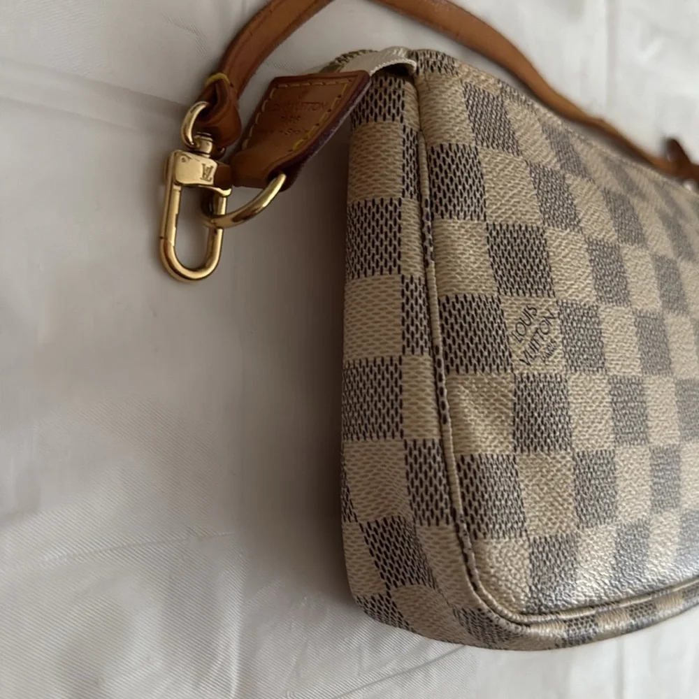 LOUIS VUITTON Damier Azur Pochette Accessories
